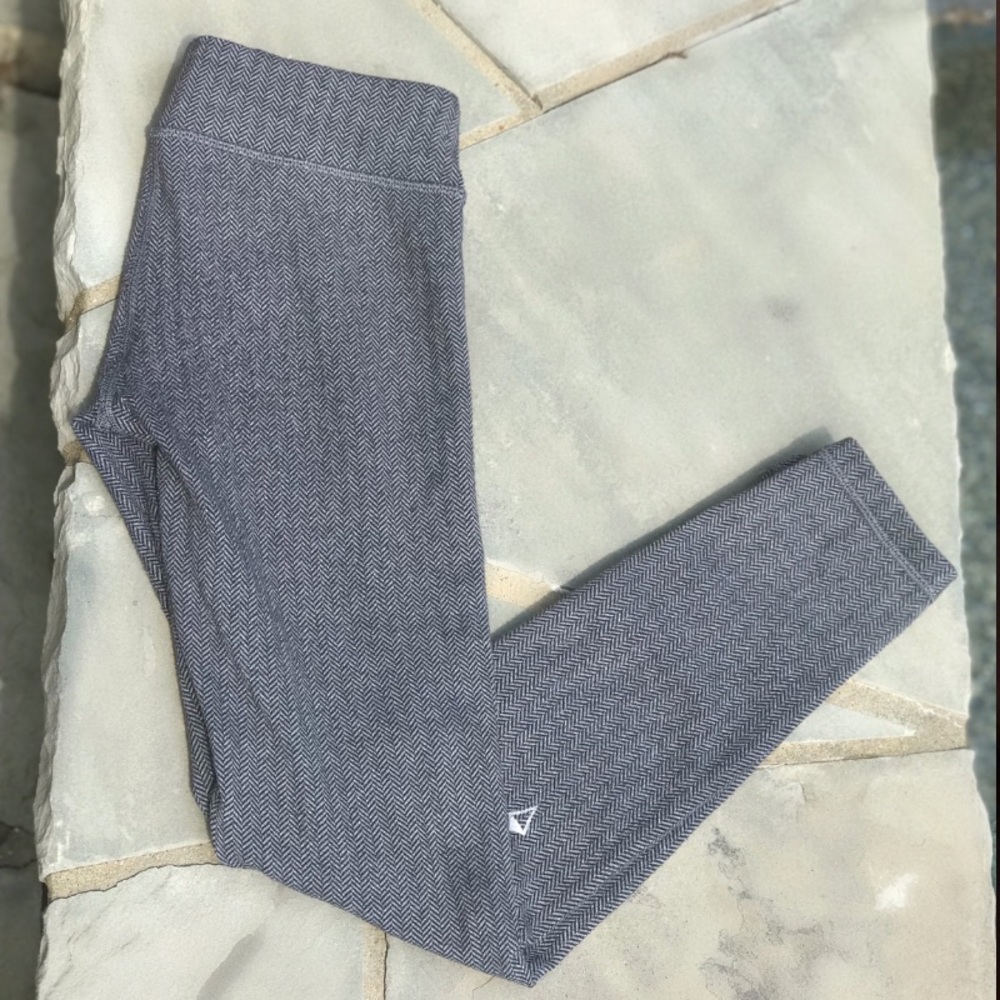 Ivivva leggings